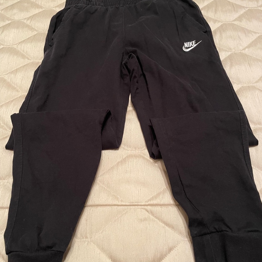 Nike Kids Black Lightweight Sweatpants Size L